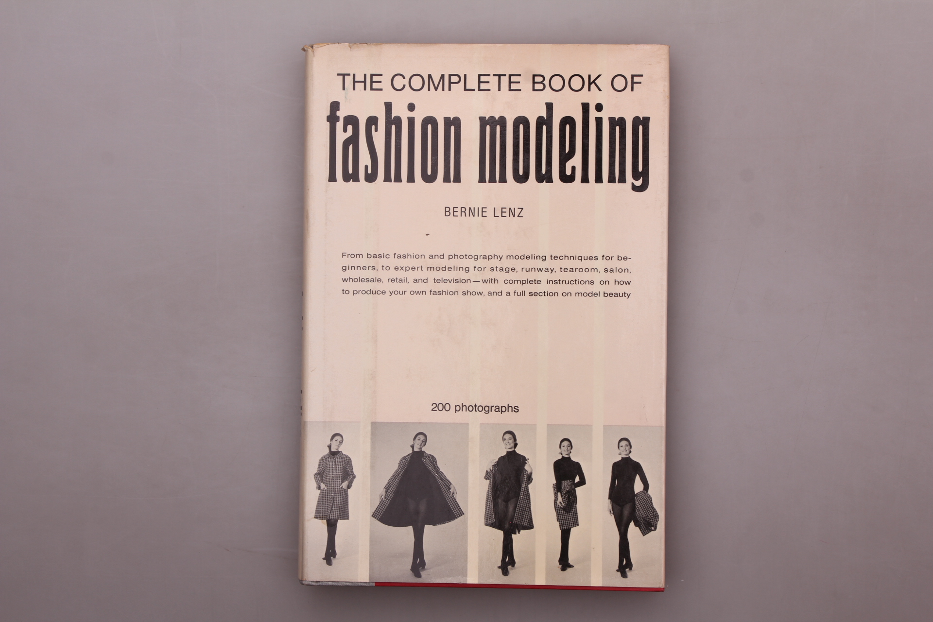 The Complete Book of Fashion Modeling INFINIBU Das Buchuniversum